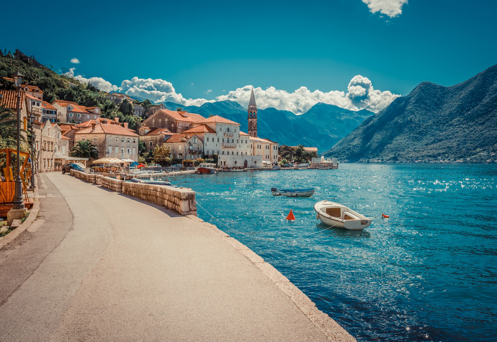 Monteneqro gəmi turu